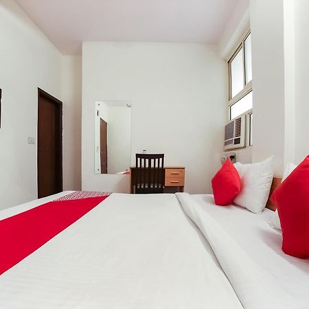 Live On Del5542 Otel Yeni Delhi Dış mekan fotoğraf