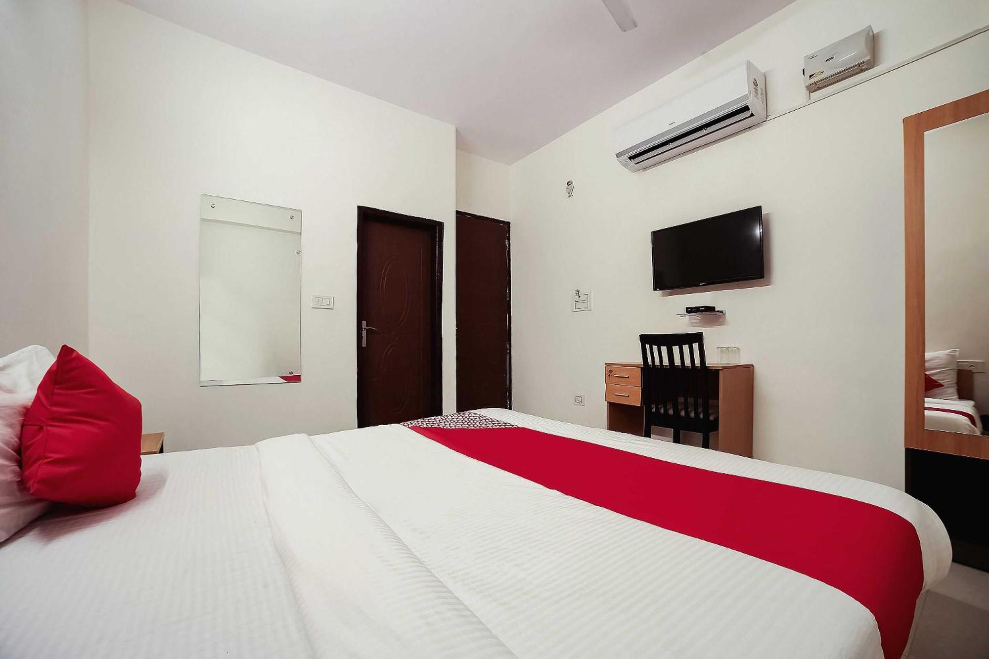 Live On Del5542 Otel Yeni Delhi Dış mekan fotoğraf