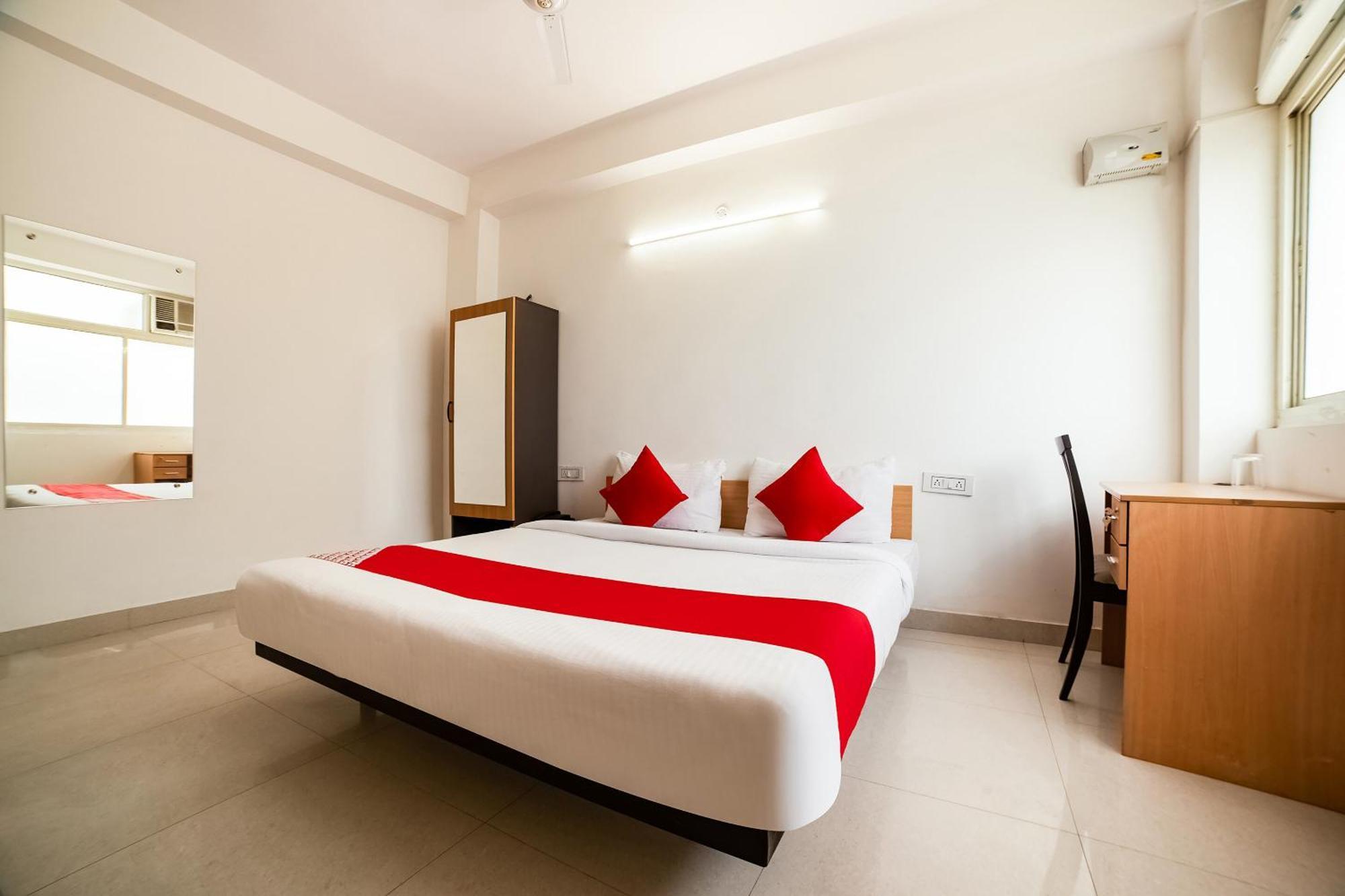 Live On Del5542 Otel Yeni Delhi Dış mekan fotoğraf