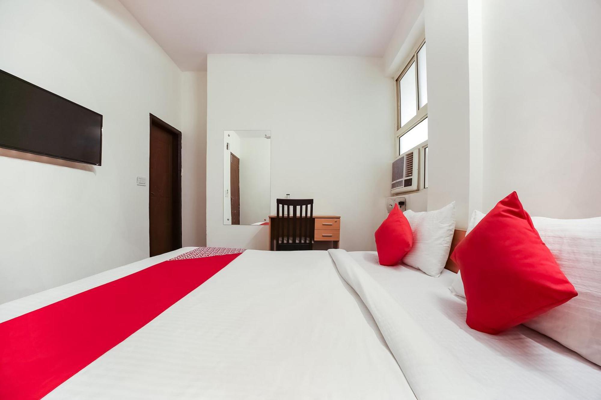 Live On Del5542 Otel Yeni Delhi Dış mekan fotoğraf